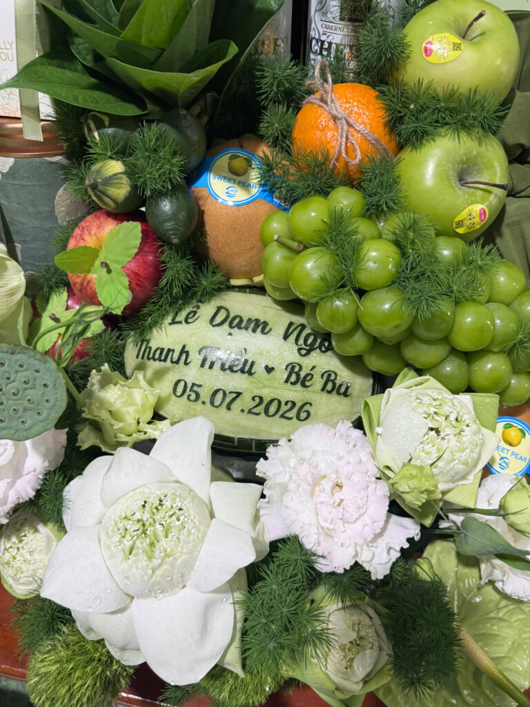 Shop Hoa Trinh Long An nhận làm tráp dạm ngõ hoa tươi Cần Đước đẹp, giá tốt.