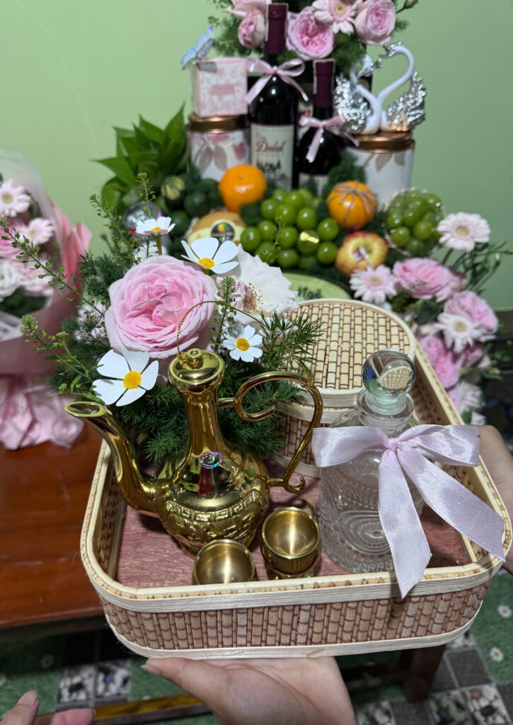 Tráp Dạm Ngõ Cần Đước Đẹp – Nhận Làm Theo Mẫu